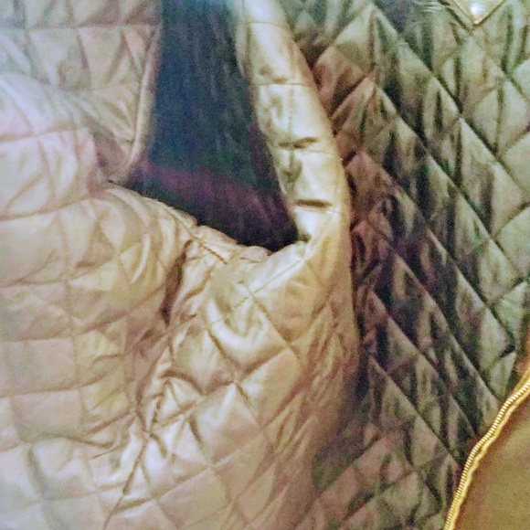 Motorcycle jacket - Picture 4 of 5